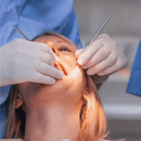 Luva de Látex Branca Com Pó 100un - Talge